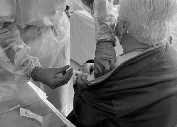 La Comunidad de Madrid vacunará a población de 70 a 74 años en el Hospital Universitario de Torrejón de Ardoz desde el próximo martes 27 de abril