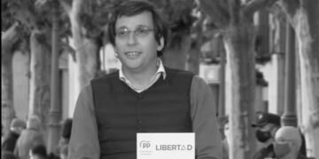 Martínez-Almeida visita Alcalá en un acto de campaña organizado por Nuevas Generaciones