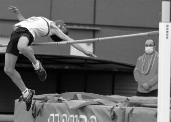 La Reunión de Atletismo organizada por el Club Atletismo Cervantes, la Federación Madrileña y el Ayuntamiento de Alcalá congrega a 800 menores