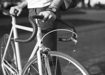 La Concejalía de Juventud de San Fernando pone en marcha ‘Sanfer Sobre Ruedas’, una iniciativa para disfrutar al aire libre y promover transportes sostenibles