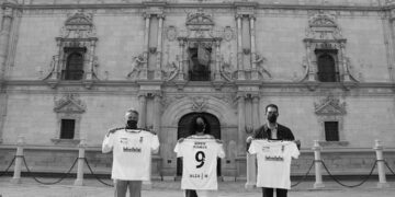 Los escolares complutenses diseñarán la tercera equipación de la RSD Alcalá