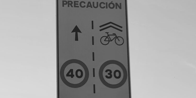 El 11 de mayo entran en vigor los nuevos límites de velocidad en vías urbanas aprobados por la DGT