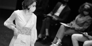 El Teatro Salón Cervantes acoge los 35º Premios Nacionales a la Moda para Jóvenes Diseñadores