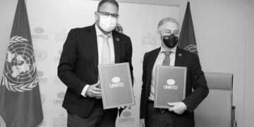 Las Ciudades Patrimonio firman un convenio con la OMT para incentivar los viajes a destinos culturales y sostenibles