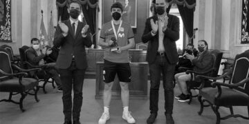 El alcalde Javier Rodríguez Palacios recibe en el Ayuntamiento a equipos del Inter Movistar FS y Club Rugby Alcalá