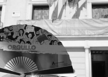 Alcalá se viste de arcoíris para celebrar el Orgullo AH 21