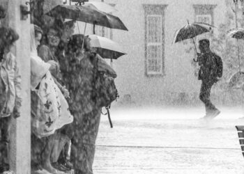 Aviso amarillo en la Comunidad de Madrid este miércoles por tormentas y fuerte viento