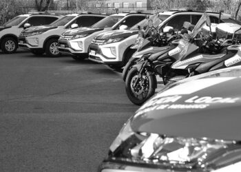 La Policía Local de Alcalá renueva su flota de vehículos con una nueva furgoneta eléctrica de atestados y tres motocicletas