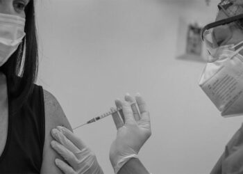 Comienza la vacunación frente al COVID-19 a la población entre 40 y 49 años de la Comunidad de Madrid