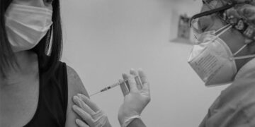 Comienza la vacunación frente al COVID-19 a la población entre 40 y 49 años de la Comunidad de Madrid