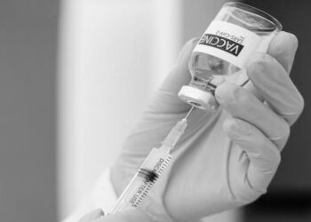 Continúa la vacunación masiva contra la Covid-19 en el Hospital Universitario de Torrejón y en los grandes centros de la capital