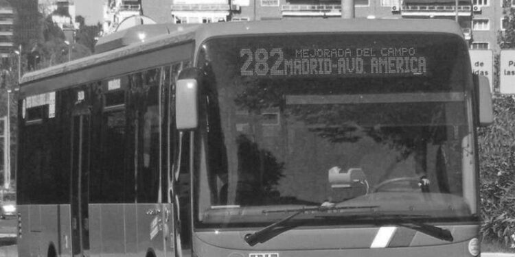 Ciudadanos exige la ampliación de líneas y horarios de autobuses de Mejorada del Campo