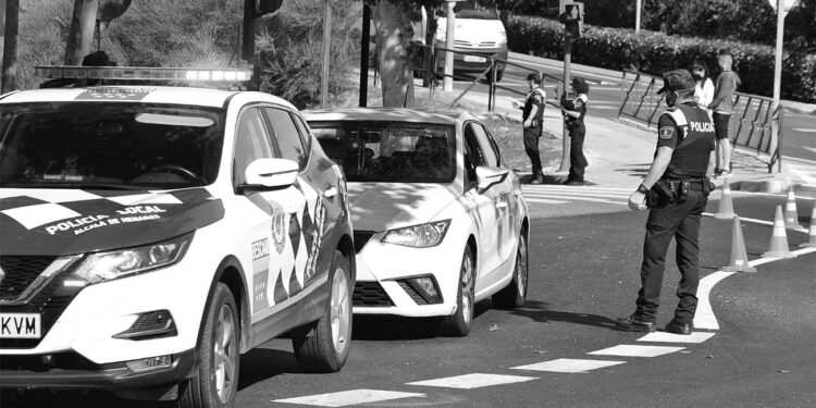 La Policía se une a la campaña de la DGT para realizar controles de alcoholemia y presencia de drogas