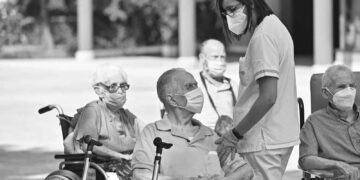 Se rechaza la comisión de investigación de residencias en Madrid con la oposición del PP y la abstención de VOX