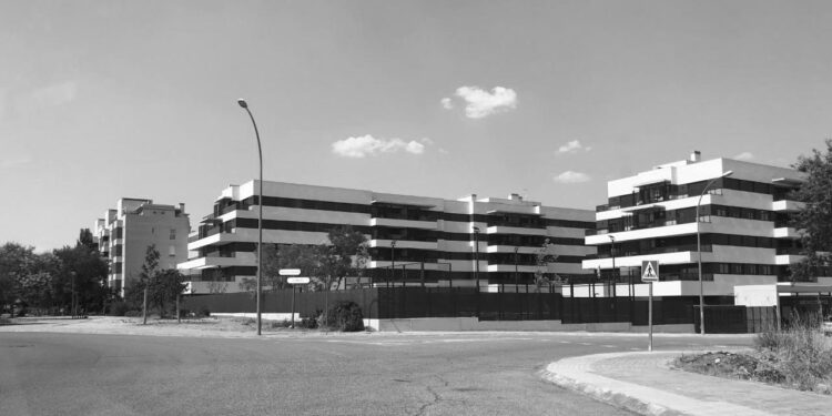 El pleno ha aprobado la moción de Ciudadanos para instar a la Comunidad de Madrid a construir dos escuelas infantiles en El Olivar y Espartales Norte