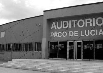 La Junta de Gobierno aprueba nuevos puntos activos de ejercicio físico y la rehabilitación integral del Auditorio Paco de Lucía