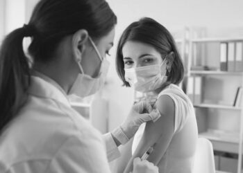 Comienza el periodo de autocita para vacunarse contra el COVID-19 a la población de 16 años en adelante