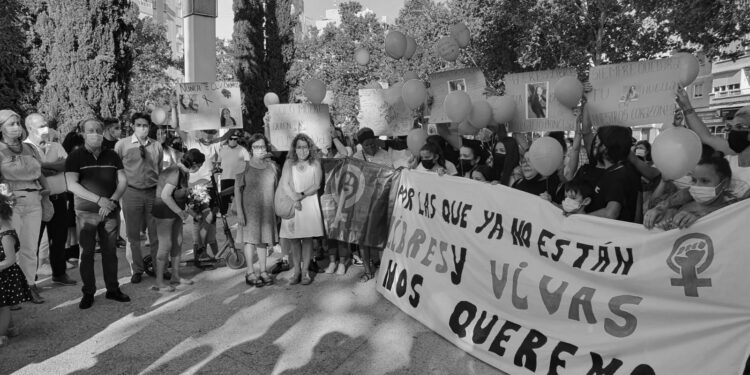 Convocado un minuto de silencio por el asesinato de la joven alcalaína Pamela Salgado