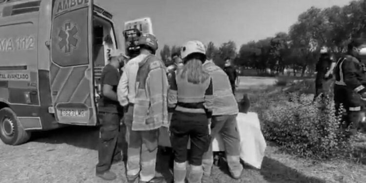 Rescatado un hombre de 56 años que caía a un pozo desde 7 metros de altura en el recinto amurallado