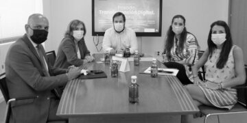 El Ayuntamiento de Paracuellos y AEDHE crearán una oficina ‘Acelera Pyme’ para impulsar la transformación digital del tejido empresarial y comercial