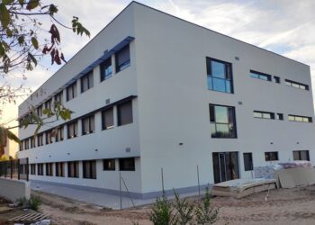 El IES Francisca de Pedraza abre tras años de reivindicación vecinal y del ayuntamiento