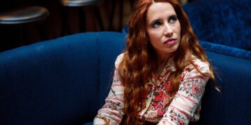 Yolanda Centeno: “En “Imposible decirte adiós” se habla de un vacío legal que deja desprotegido un vínculo esencial y provoca una sensación de abandono en muchos menores”