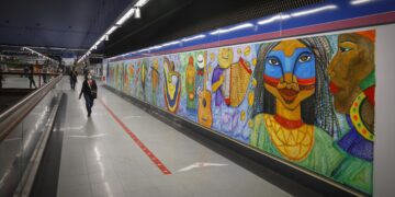 La estación de Metro de Colombia inaugura hoy dos nuevos murales en el 80º aniversario de la Feria del Libro