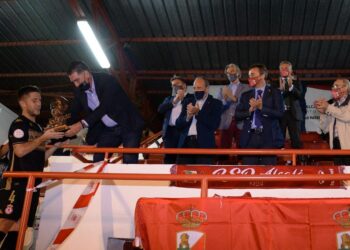 La Cultural y Deportiva Leonesa se alza con el Trofeo Cervantes