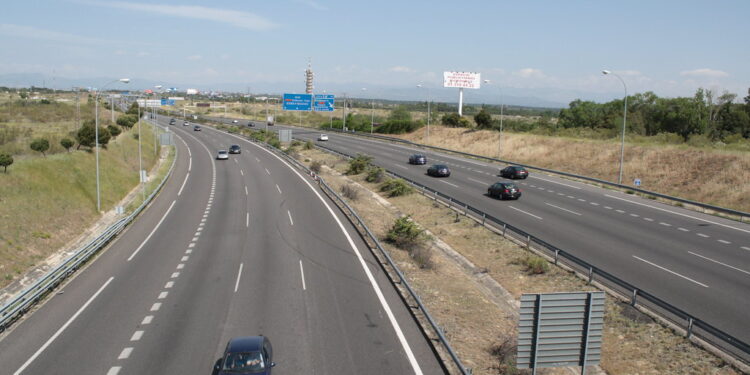 La Comunidad de Madrid invierte 4’8 millones de euros en mejorar los firmes de 15 municipios