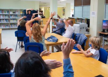 La ciudad complutense celebró la Noche de los Libros con diversas propuestas