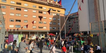 La ciudad complutense acogió ayer la «Feria de la Fantasía»