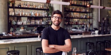 La Comunidad de Madrid tramita la nueva normativa para ampliar horarios en el sector del ocio y la restauración