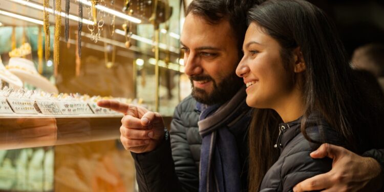 Ya están abiertas las inscripciones para el proyecto «El arte de escaparatismo. Alcalá de Henares»