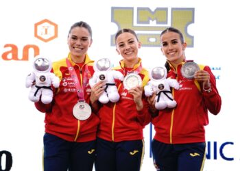 Lidia Rodríguez, subcampeona del mundo de katas por equipos en Dubai