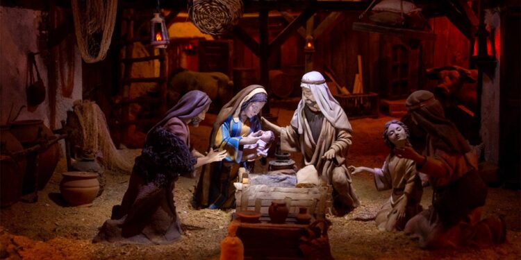 Inaugurado el Belén Monumental en la antigua fábrica de la GAL