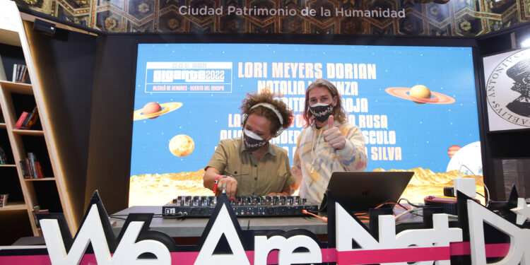 La ciudad complutense presenta en FITUR algunos de sus productos turísticos más consolidados