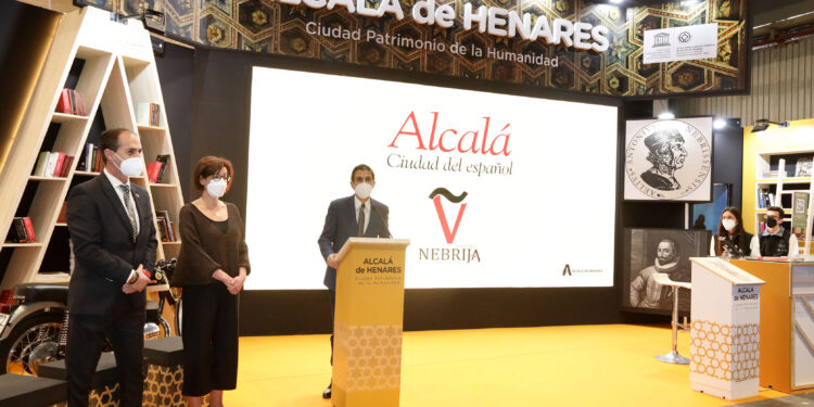 Alcalá de Henares se presenta como Ciudad de la Cultura y Cuna del Español en FITUR