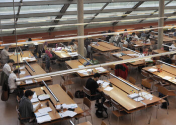 La Biblioteca Pública Municipal Cardenal Cisneros amplía su horario para facilitar la preparación de los exámenes de enero