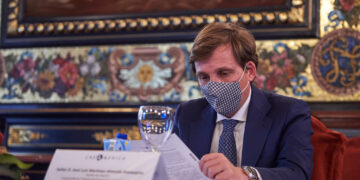 Almeida dimite como portavoz nacional del PP