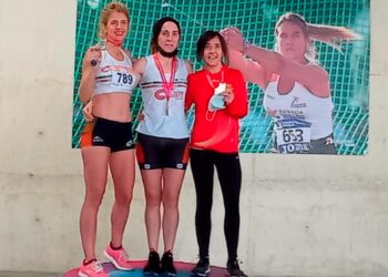 Tres cervantinas medallistas en el campeonato de atletismo en pista cubierta
