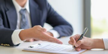 La Comunidad de Madrid registra por primera vez en su historia un descenso del paro en el mes de enero