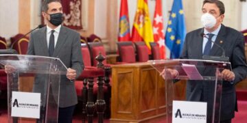 El ministro de Agricultura, Pesca y Alimentación, Luis Planas visita Alcalá de Henares