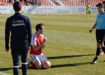 Tercera derrota consecutiva de la RSD Alcalá frente al Rayo Vallecano B por 3-0