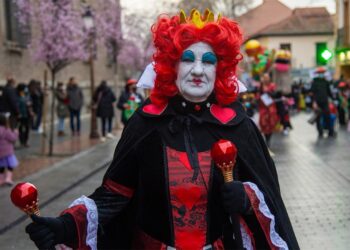 Gran participación y mucho ambiente en el primer día de Carnaval en Alcalá