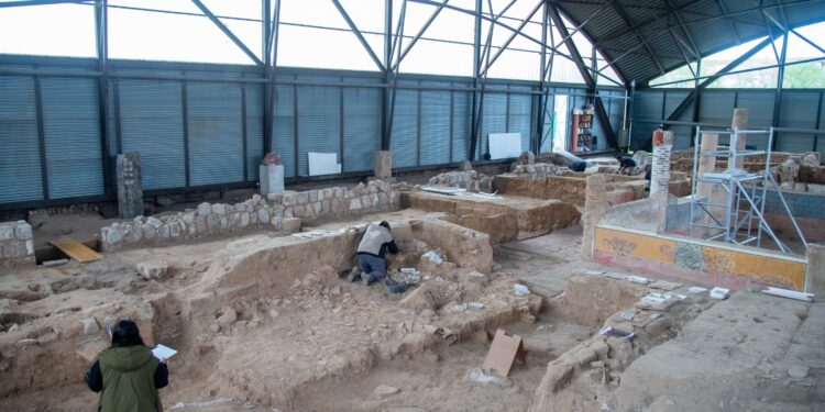 Miembros de la Comisión de Gestión Institucional del Ayuntamiento han visitado la Casa de los Grifos