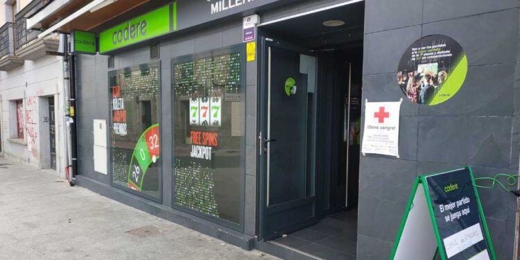 Unidas Podemos señala el peligro para la Salud pública de 400 casas de apuestas en Madrid