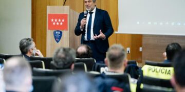 La Comunidad de Madrid analiza el fenómeno de las bandas juveniles violentas con formación destinada a los Cuerpos de Policía