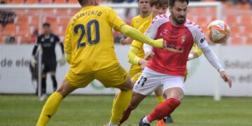 La RSD Alcalá no pasa del empate ante al Alcorcón B (2-2) pero se mantiene en zona playoff