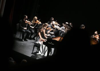 Gran concierto de la Orquesta Sinfónica MDC en el Teatro Salón Cervantes
