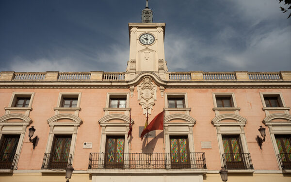Alcalá de Henares renueva su convenio de colaboración social con Cruz Roja